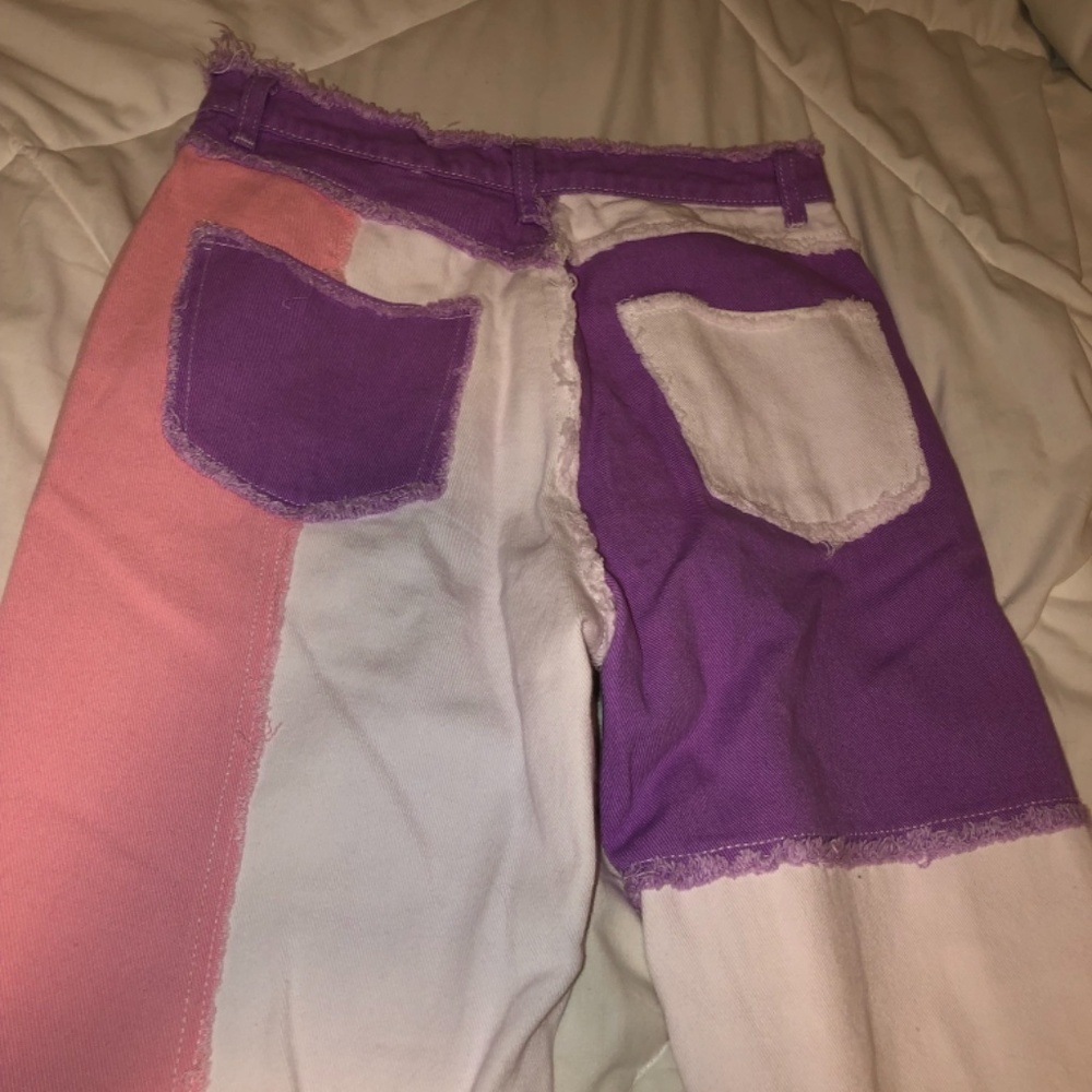 Colorblock Jeans - Picture 2 of 4